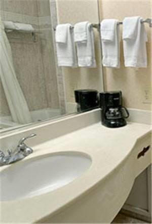 Отель Days Inn Williamston