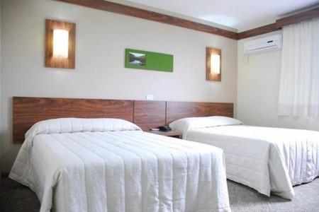 Отель Hotel Le Canard Lages