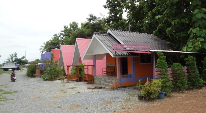 Отель Namyom Resort