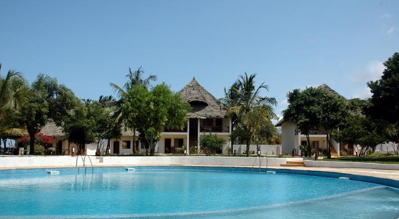 Отель Ngalawa Beach Village