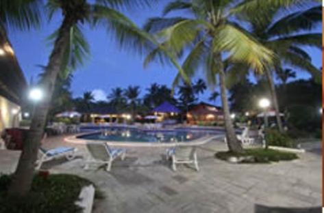 Отель Orange Praia Hotel