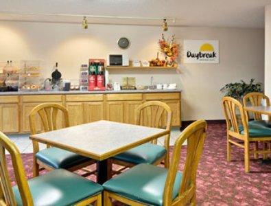 Отель Days Inn Black River Falls