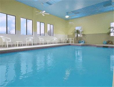 Отель Days Inn and Suites Webster NASA-Clear Lake-Houston