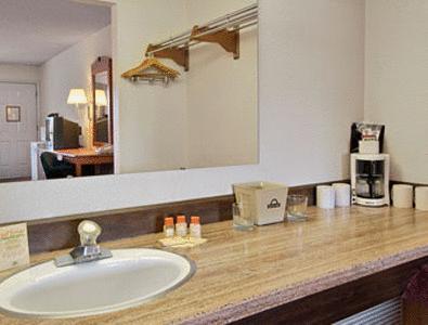 Отель Days Inn Bend
