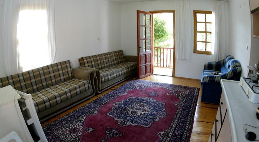 Kaya Apart Pension