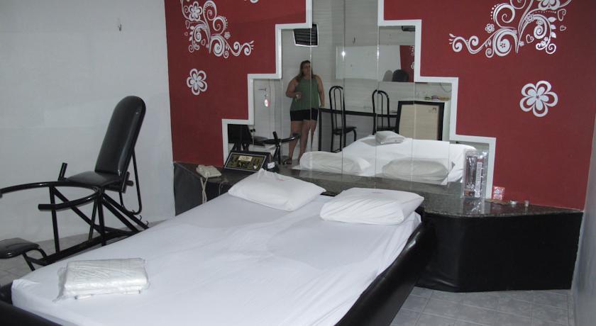 Cherry Motel (Adult Only)