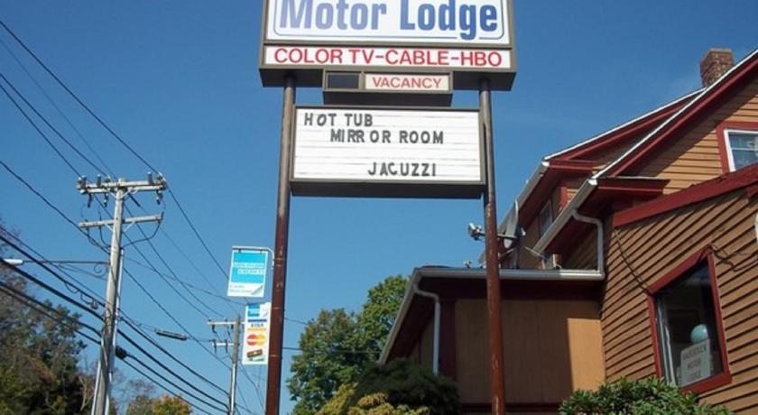 Отель Naugatuck Motor Lodge