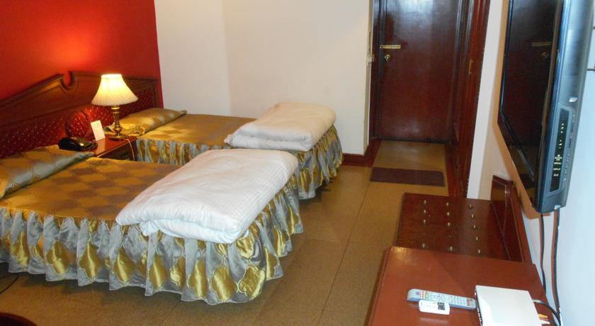 Отель Hotel Le - Crown