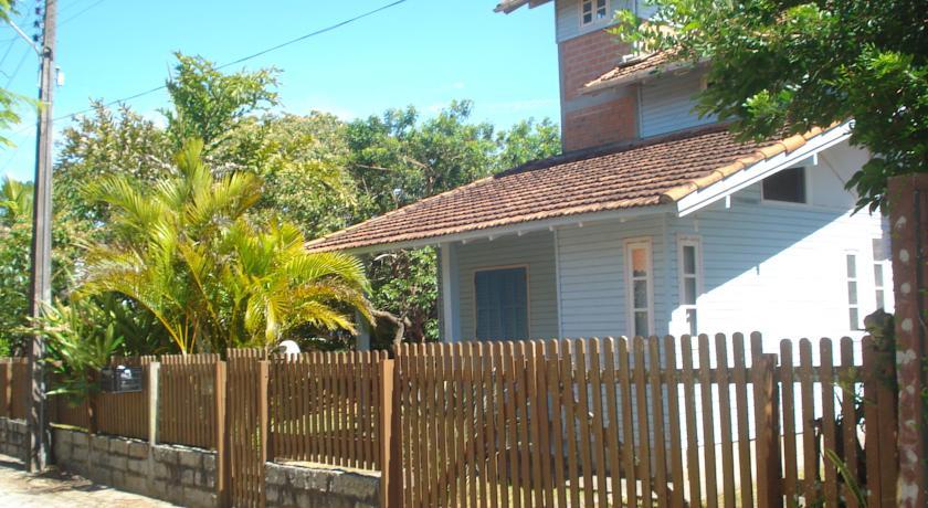 Апартаменты Casa Guarda do Embaú