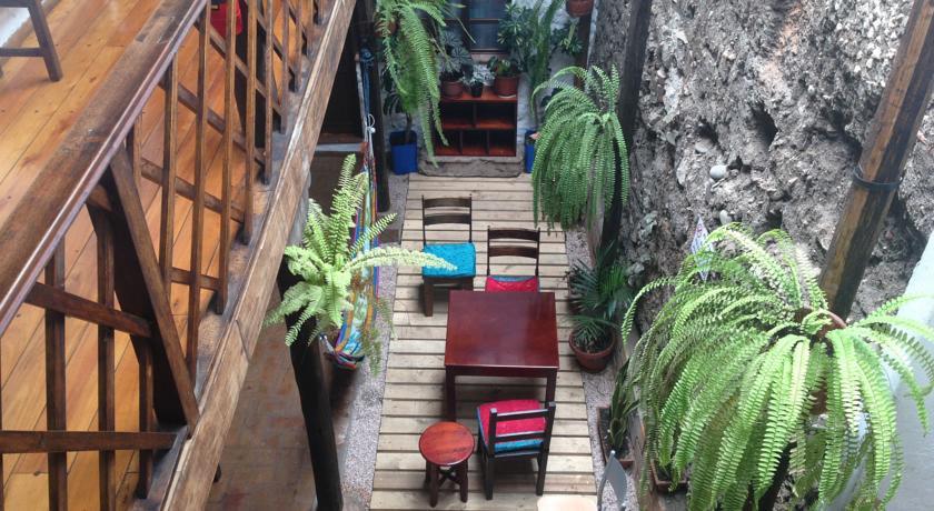 Гостевой дом Hostal Restaurant La Cigale