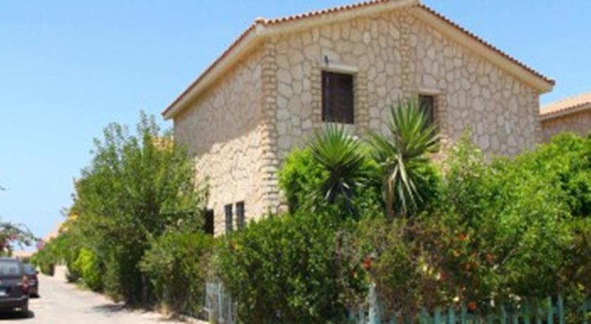 Вилла Four-Bedroom Villa in Amoun Resort - Unit 457