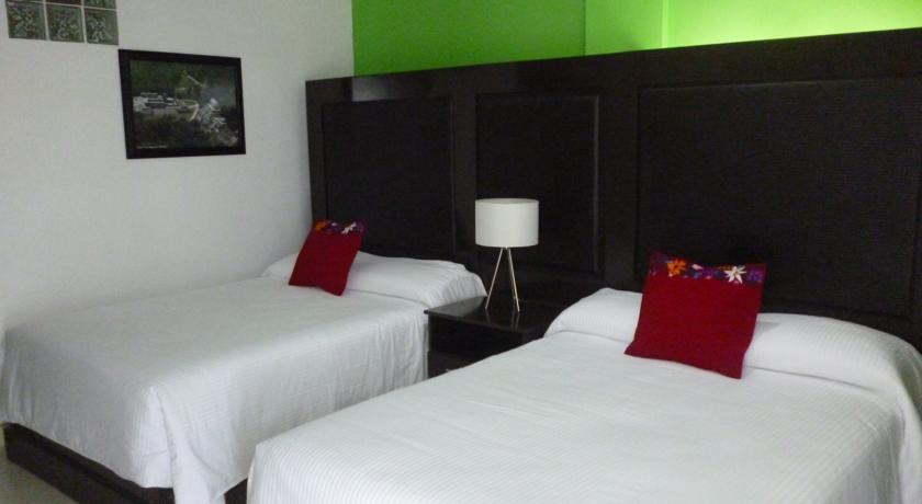 Отель Chiapas Hotel Express