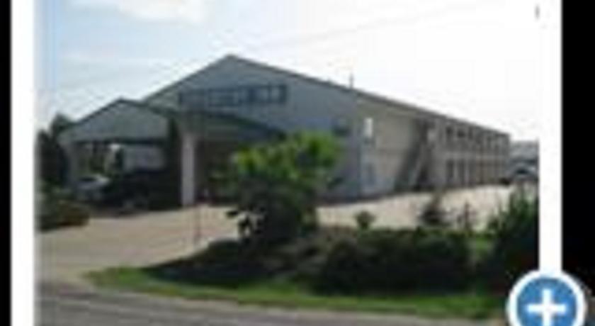 Отель Executive Inn Schulenburg