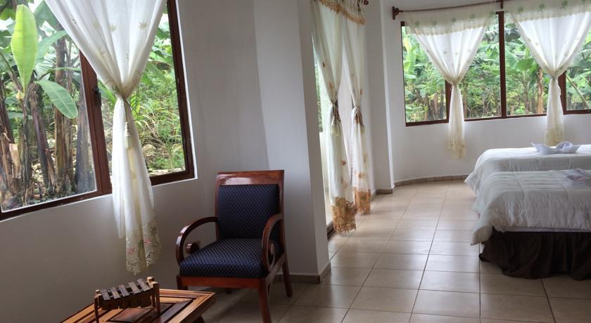 Отель Eco Lodge Galapagos Walker