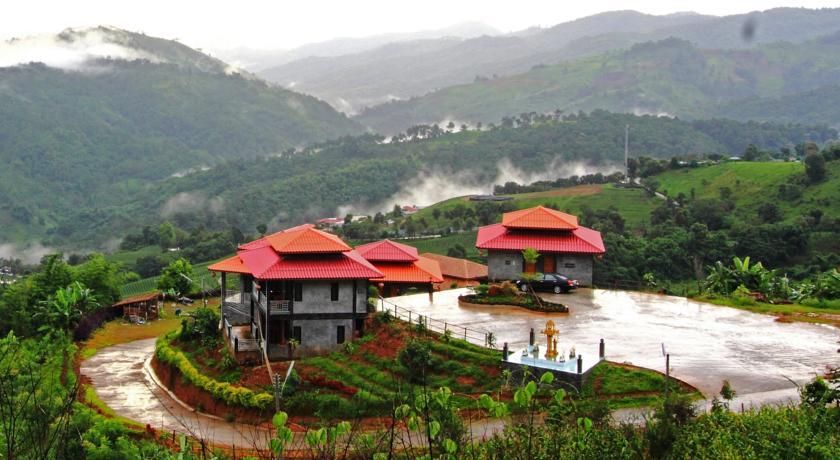 Отель Phumektawan Resort