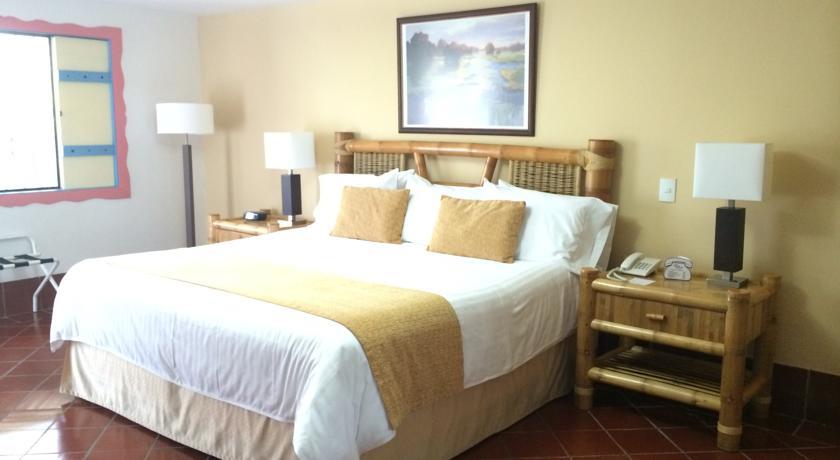 Отель Hotel Campestre las Camelias