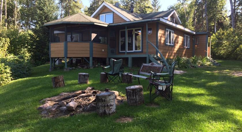 Отель Chalet de la Pointe-Fine, Lac Taureau