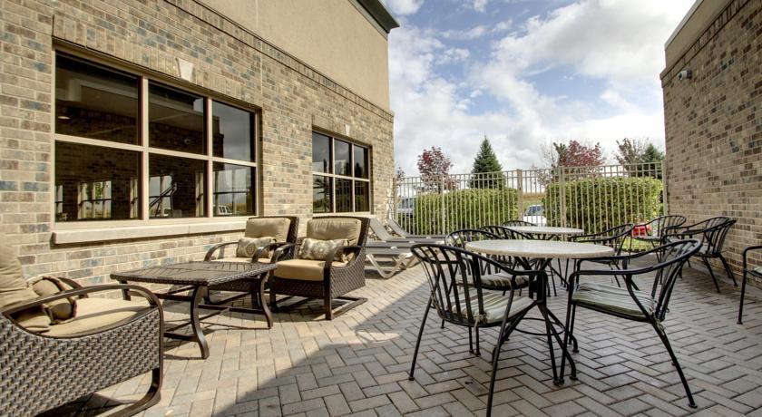 Отель Hampton Inn & Suites Chicago