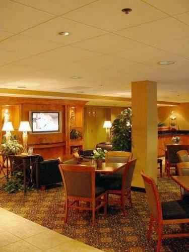 Отель Hampton Inn Chicago/Westchester (Oak Brook)