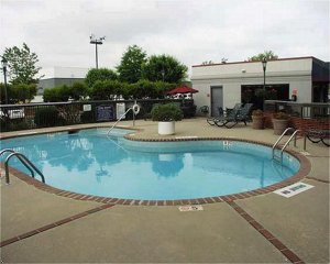 Отель Hampton Inn Hanes Mall WinstonSalem