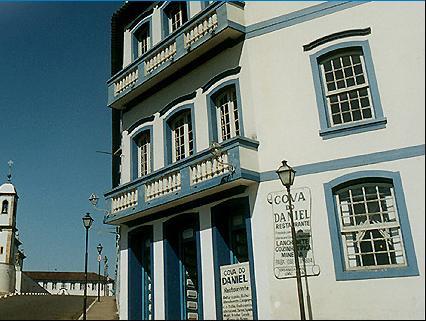 Отель Hotel Colonial