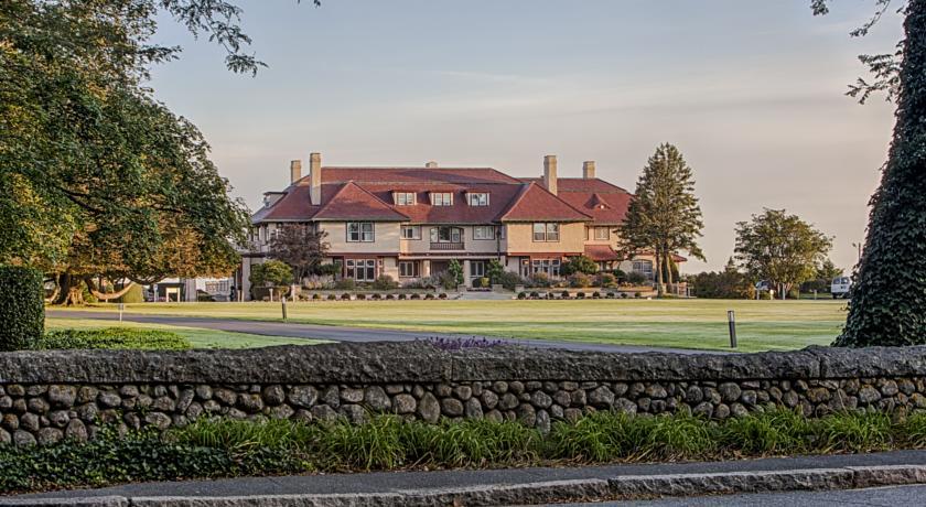 Отель The Mansion at Ocean Edge Resort & Golf Club