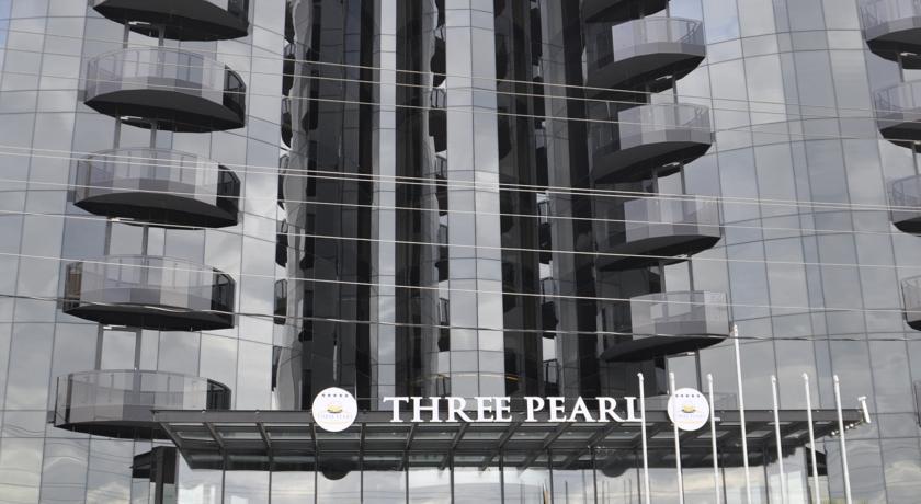 Отель Three Pearl Hotel