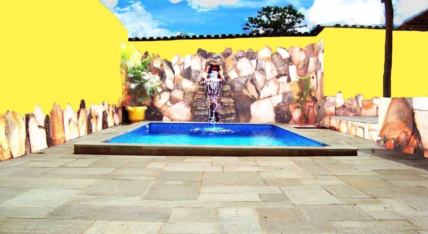 Апартаменты Casa Amarela Pirenopolis