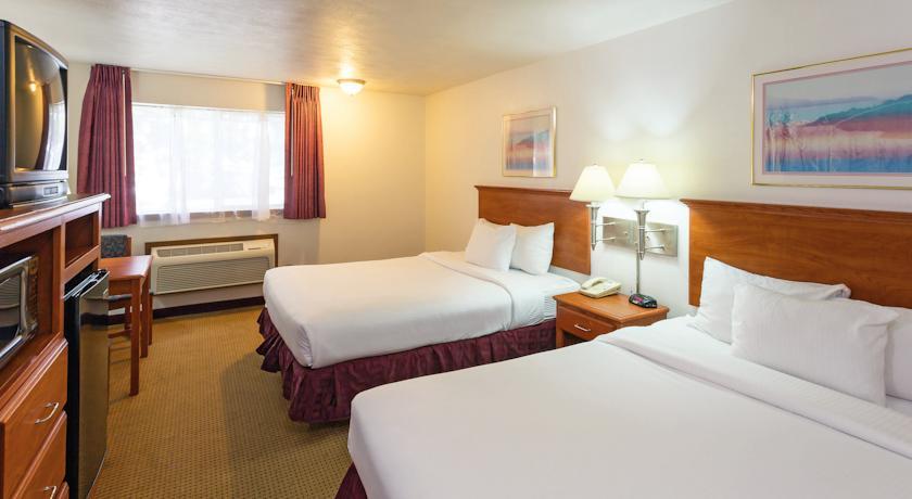 Отель La Quinta Inn & Suites Albany