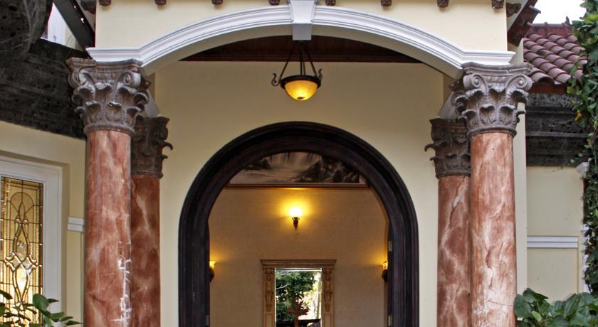 Вилла Bali Corner Residence