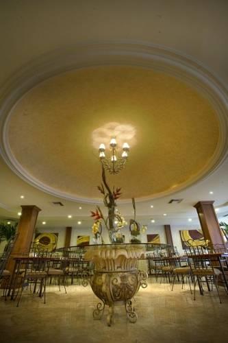 Отель Fresno Galerias