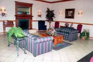 Отель Quality Inn & Suites