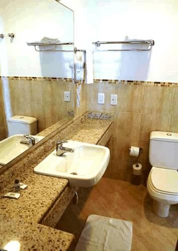 Отель Hotel Marambaia Cabeçudas