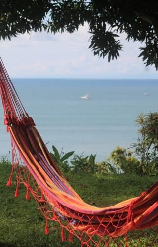 Апартаменты Binya House - Oceanview Holiday Bungalow