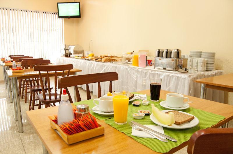 Отель Zallon Hotel Executivo