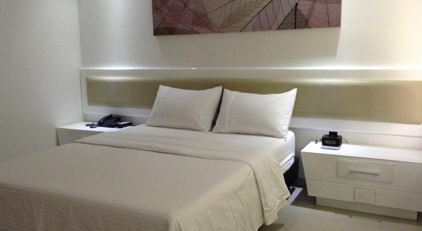 Отель Hotel Zona A