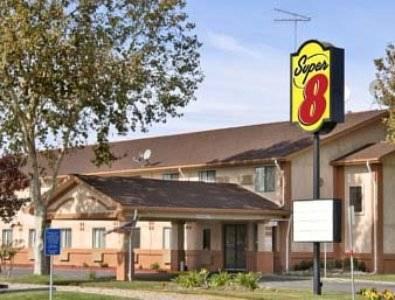 Отель Super 8 Willows