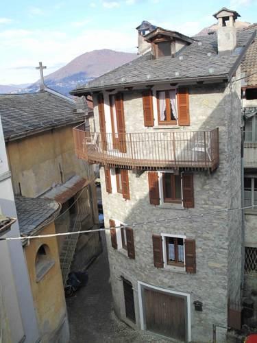 Апартаменты Holiday home Schignano 1
