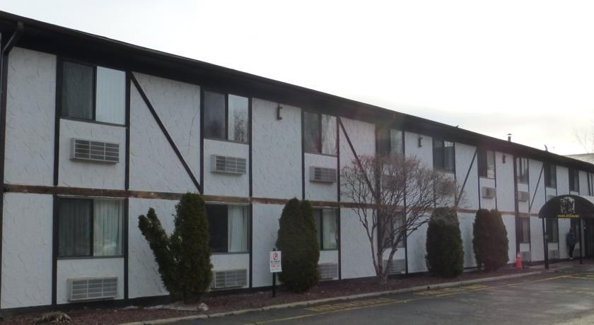 Отель Super 8 Binghamton
