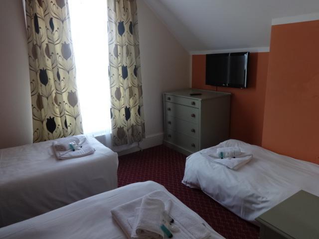 Отель Royal Oak Hotel