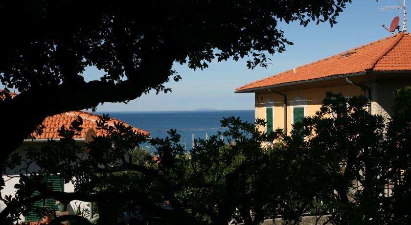 Апартаменты Castiglioncello – Detached House