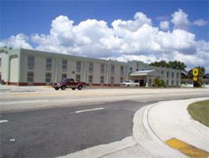 Отель Super 8 Winter Haven