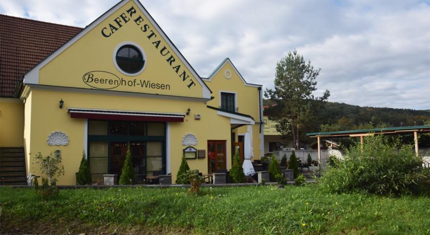 Отель Beerenhof Wiesen
