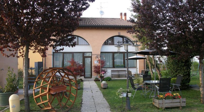 Отель Agriturismo Casa Maria Teresa