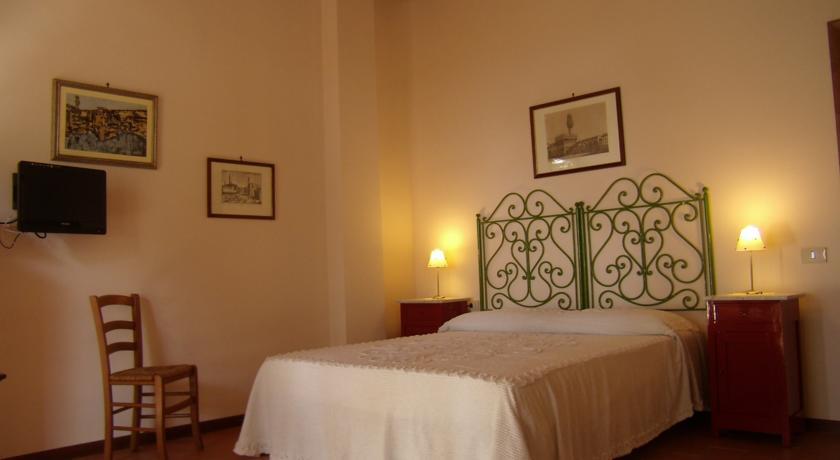 Апартаменты Agriturismo La Tinaia