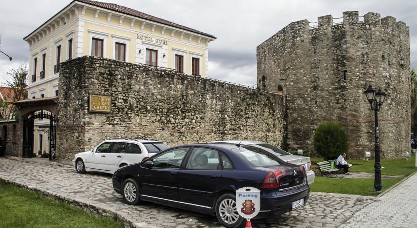 Отель Hotel Guri