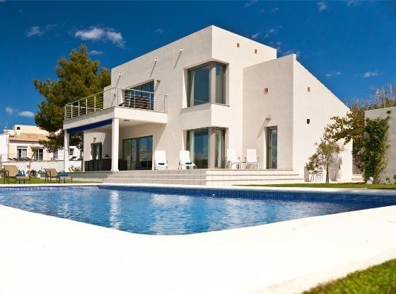 Casa Ella