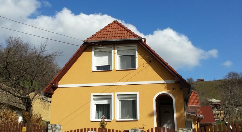 Гостевой дом Napsugár Vendégház