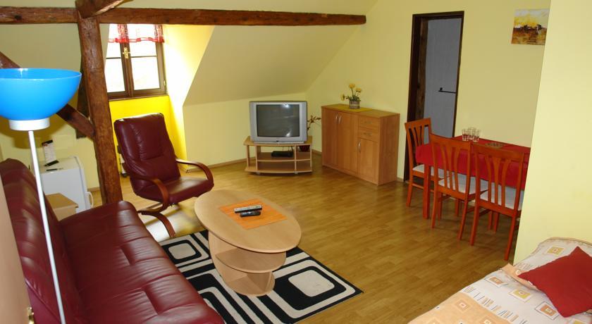 Отель Hotel Rychta Netolice