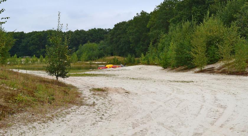 Вилла Villa Bungalowpark Het Nolderwoud